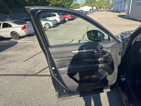 Used 2019 MAZDA CX-5 Touring FWD image 8