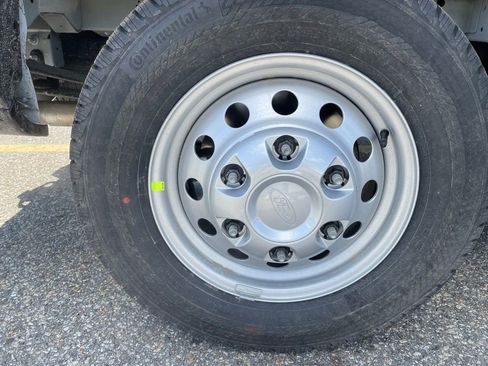 New 2026 Ford Transit 250 148 Medium Roof Extended AWD image 5