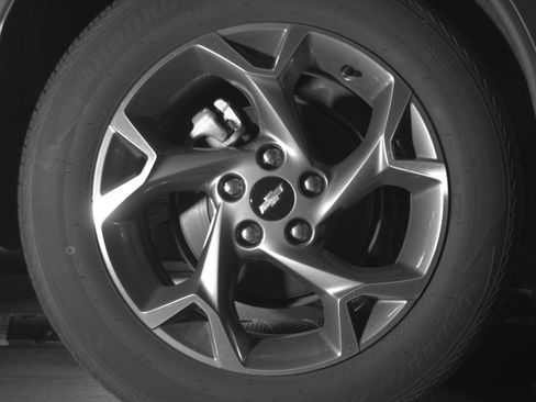 Used 2025 Chevrolet Trax LT FWD image 15