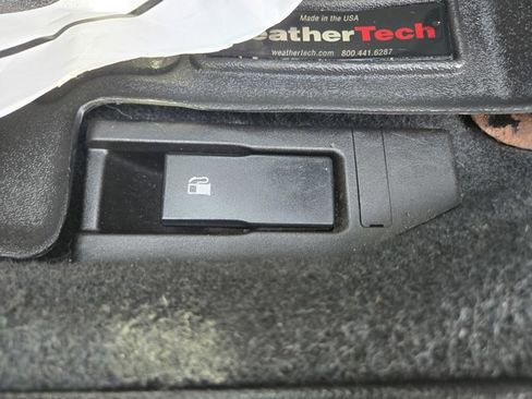 Used 2016 Subaru WRX Premium image 29