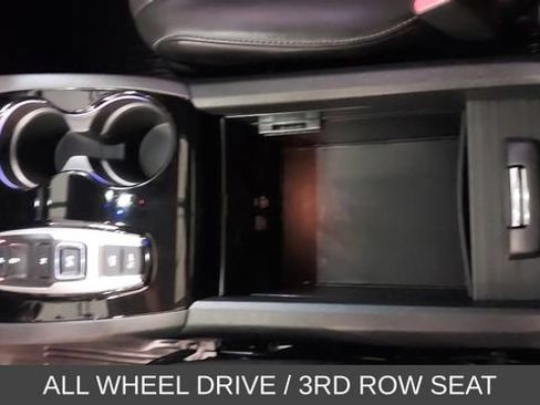 Used 2020 Honda Pilot Elite image 25