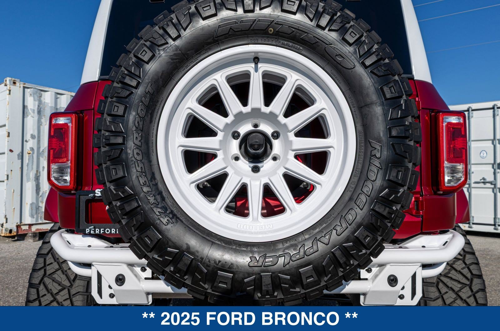 Used 2025 Ford Bronco Heritage Edition AWD/4WD image 29