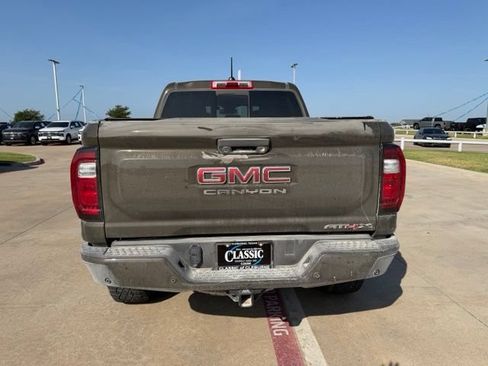 Used 2024 GMC Canyon AT4X AWD/4WD image 5