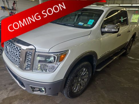 Used 2018 Nissan Titan Platinum Reserve w/ Platinum Utility Package AWD/4WD image 1