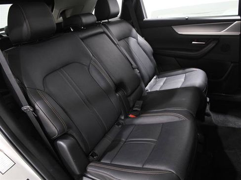 Certified 2024 MAZDA CX-90 3.3 Turbo w/ Preferred Plus image 17