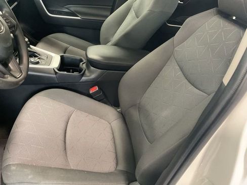 Used 2023 Toyota RAV4 XLE w/ Convenience Package AWD/4WD image 11