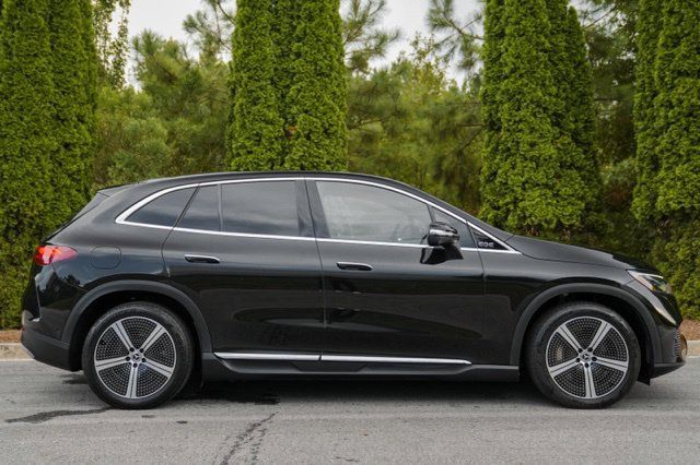 Used 2023 Mercedes-Benz EQE 350+ 4MATIC SUV image 8
