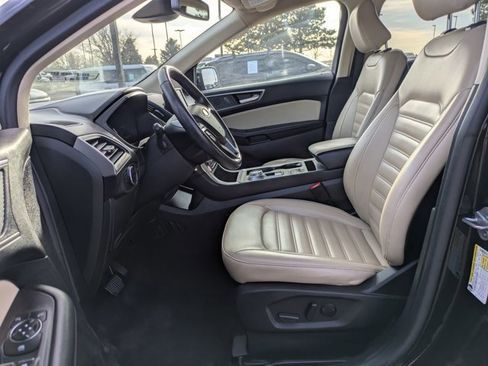 Used 2024 Ford Edge SEL image 16