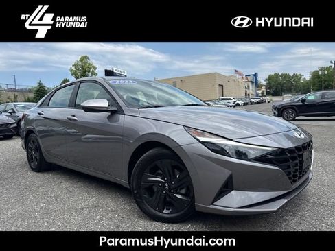 Used 2023 Hyundai Elantra SEL FWD image 1