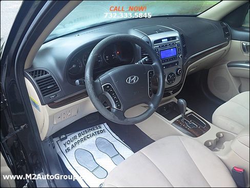 Used 2012 Hyundai Santa Fe GLS image 7