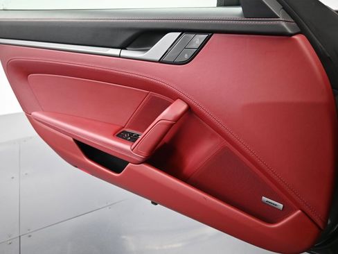 Used 2020 Porsche 911 Carrera 4S image 23