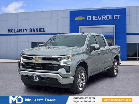 New 2026 Chevrolet Silverado 1500 LT w/ Safety Package image 2