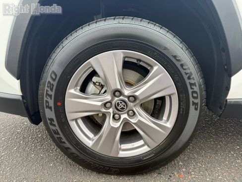 Used 2025 Toyota RAV4 XLE image 10