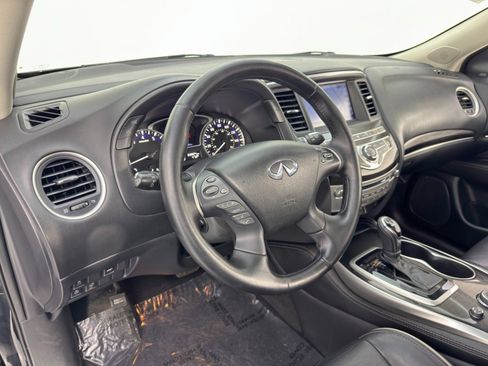 Used 2019 INFINITI QX60 Luxe w/ Essential Package image 13