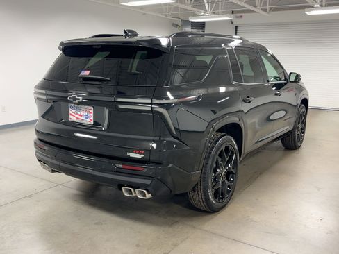 New 2026 Chevrolet Traverse RS w/ LPO, Floor Liner Package image 8