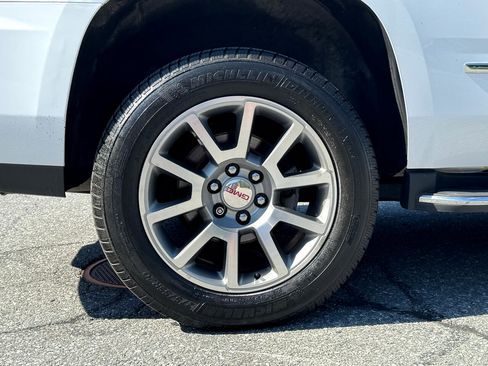 Used 2017 GMC Yukon Denali w/ Open Road Package image 7