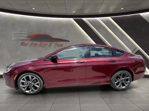 Used 2016 Chrysler 200 S w/ Navigation & Sound Group I FWD image 1