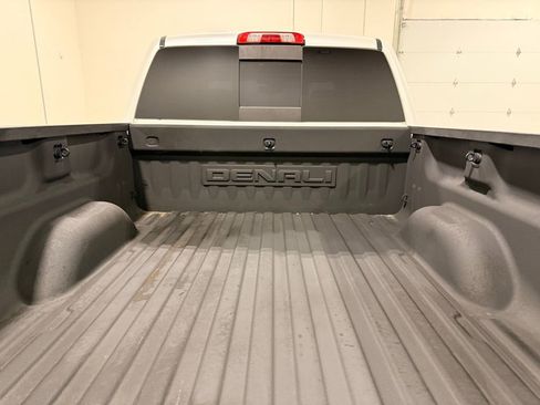 Used 2018 GMC Sierra 1500 Denali w/ Denali Ultimate Package image 10