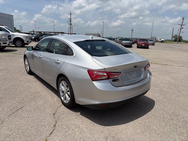 Used 2019 Chevrolet Malibu LT FWD image 4