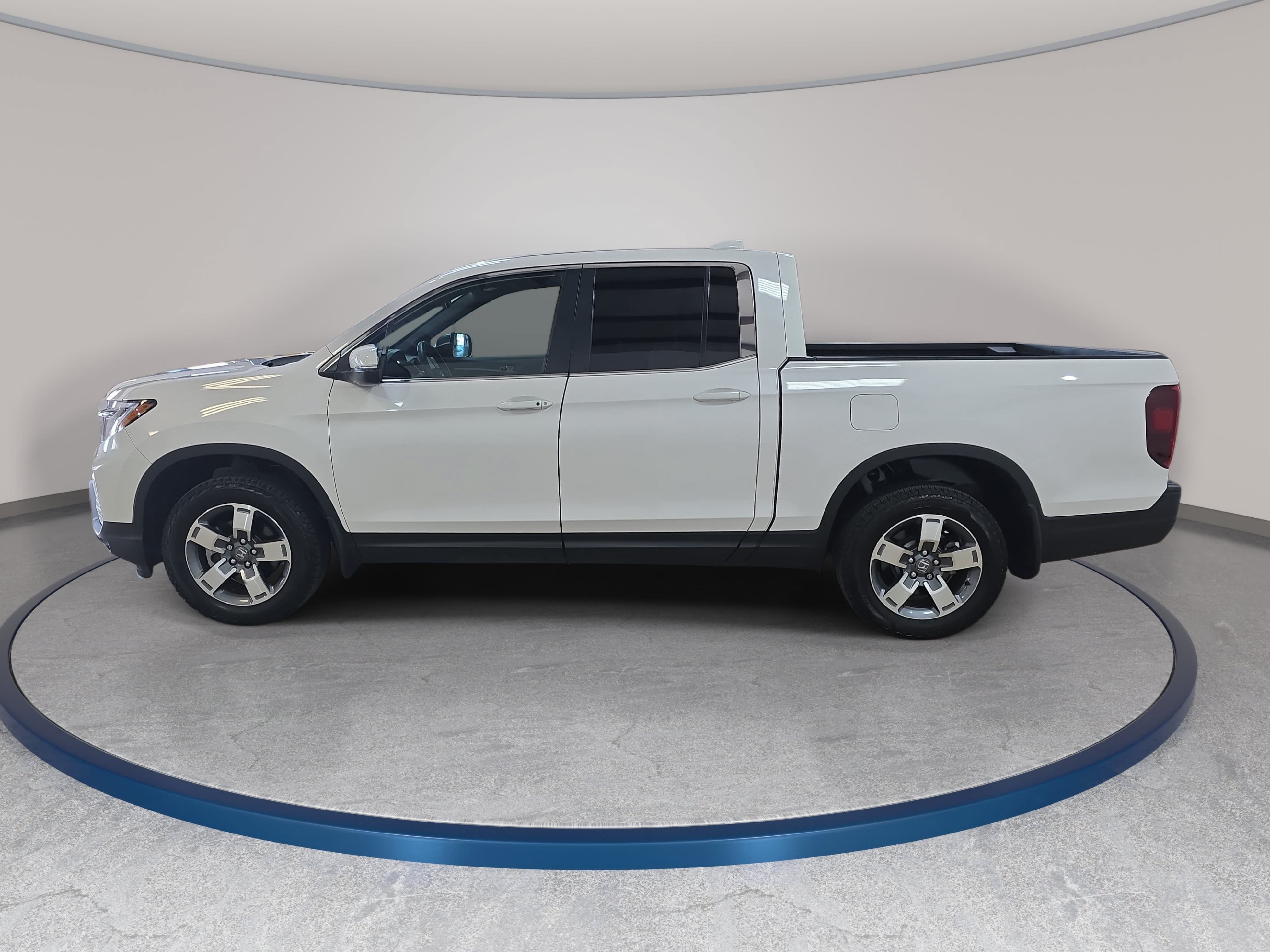 Used 2025 Honda Ridgeline RTL image 9
