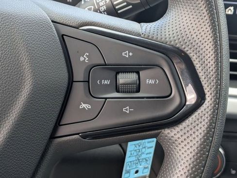 Certified 2025 Chevrolet Trax LS w/ LS Convenience Package FWD image 20