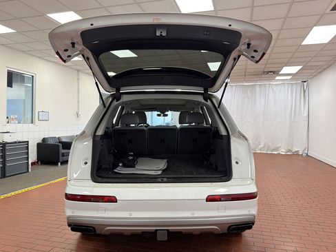 Used 2019 Audi Q7 3.0T Prestige image 32