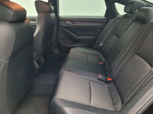 Used 2018 Honda Accord Sport image 18