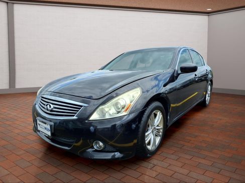 Used 2013 INFINITI G37 Journey w/ Premium Pkg RWD image 4
