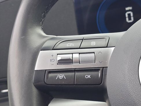 Used 2024 Hyundai Kona SEL image 16