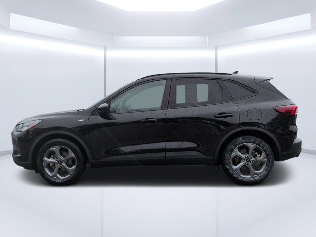 Used 2025 Ford Escape ST-Line FWD image 6