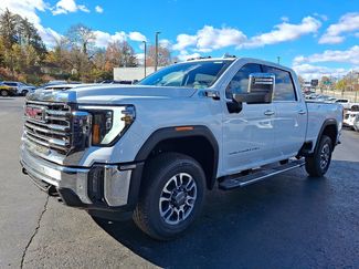 New 2026 GMC Sierra 2500 SLT w/ SLT Premium Package video 2