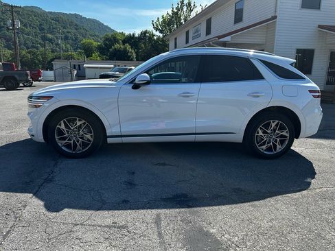 Used 2025 Genesis GV70 2.5T AWD/4WD image 7