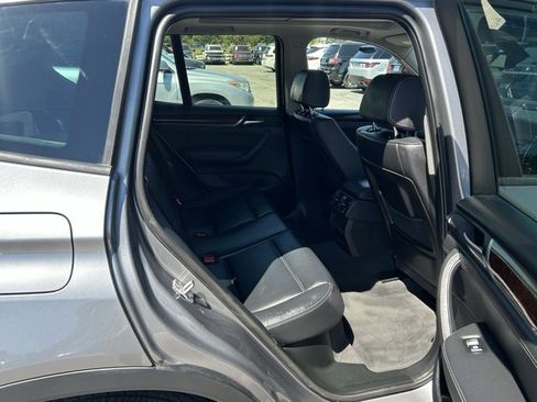 Used 2017 BMW X3 xDrive28i image 11