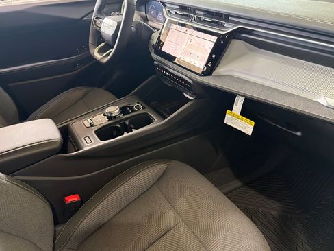 New 2026 Jeep Cherokee Laredo AWD/4WD image 14