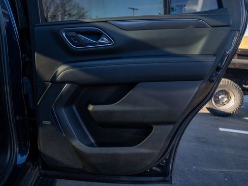 Used 2021 GMC Yukon AT4 w/ AT4 Premium Package image 16