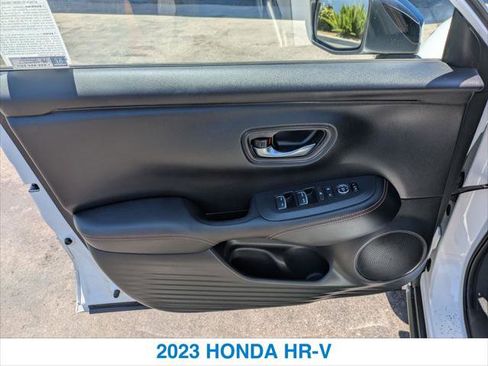 Used 2023 Honda HR-V Sport image 12