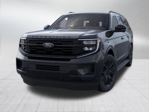 New 2026 Ford Expedition Max Platinum image 3
