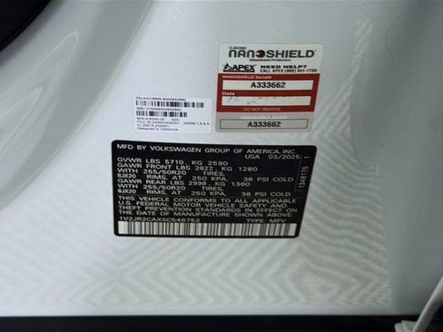 Used 2025 Volkswagen Atlas SE image 33