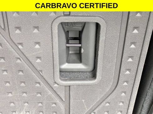 Certified 2024 Chevrolet Equinox LT FWD image 30