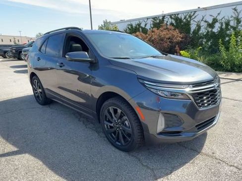 Certified 2022 Chevrolet Equinox RS w/ RS Leather Package AWD/4WD image 2