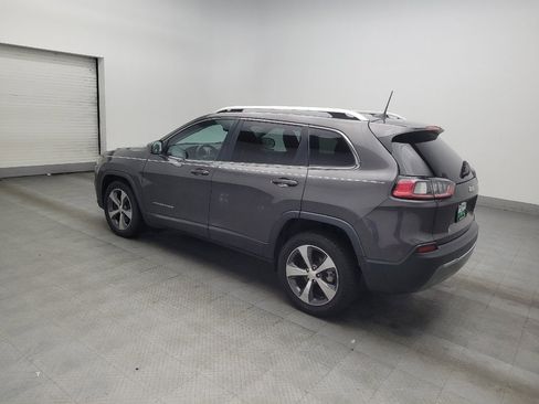 Used 2019 Jeep Cherokee Limited image 3