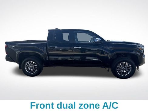 Used 2024 Toyota Tacoma Limited w/ Limited Package (LT) image 8