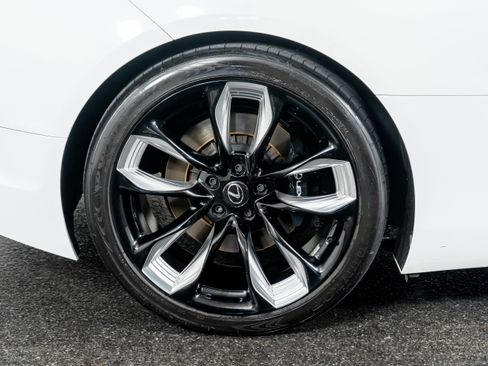 Used 2024 Lexus LC 500 Convertible image 10