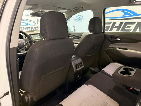 Used 2018 Chevrolet Equinox LS FWD image 15