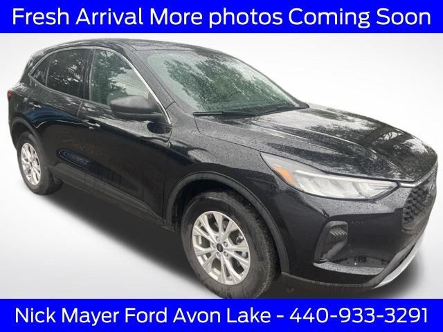 Used 2023 Ford Escape Active AWD/4WD image 8