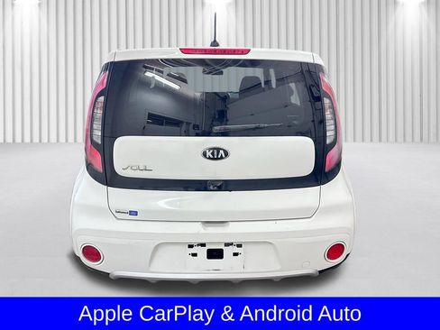 Used 2018 Kia Soul + image 8