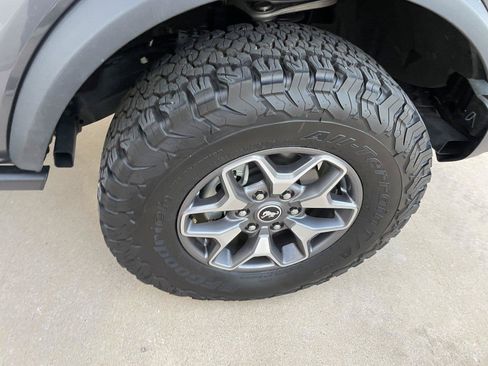 Used 2025 Ford Bronco Badlands AWD/4WD image 34