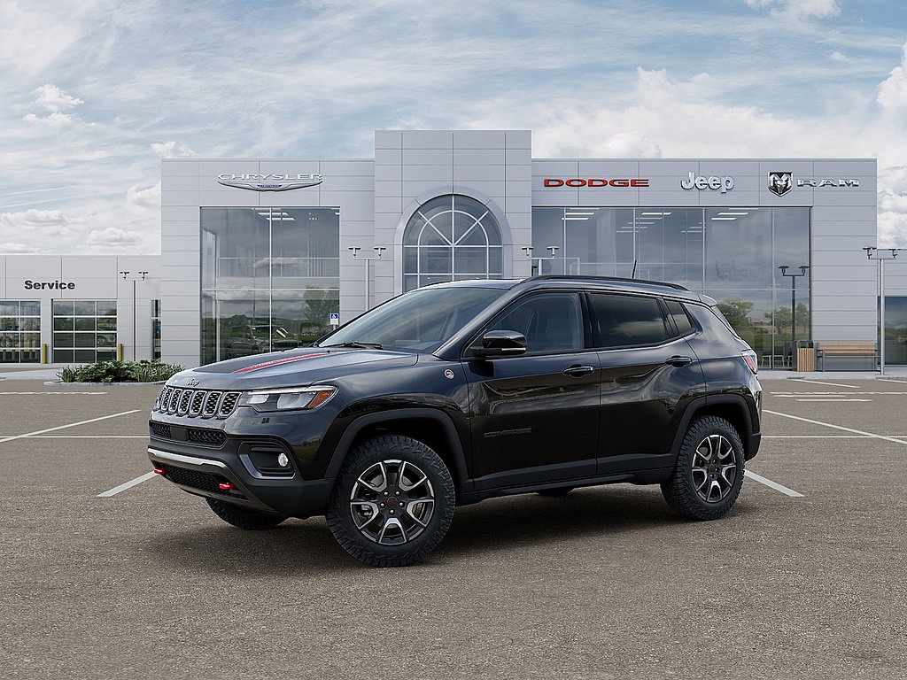 Used 2026 Jeep Compass Trailhawk w/ Sun, Sound & Navigation Group AWD/4WD image 2