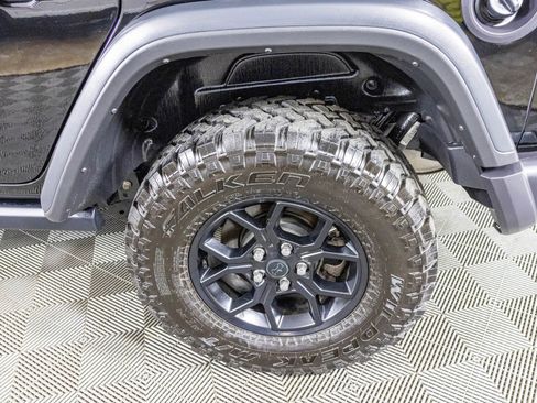 Used 2024 Jeep Wrangler Willys image 50