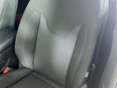 Certified 2025 Jeep Compass Sport image 24